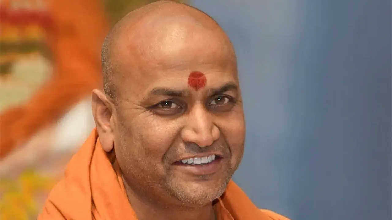kadasiddheshwara swamiji-vijayapura-entry-ban-news